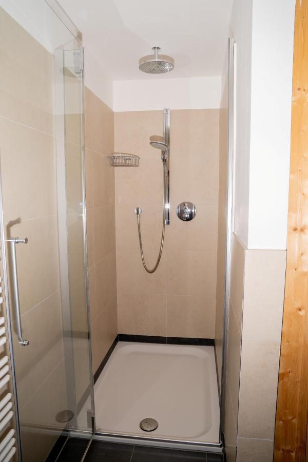 Apartment Jessica Leogang Bagian luar foto